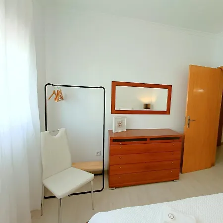 T3 Flat -
